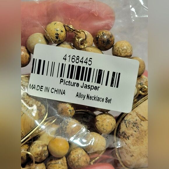 Picture Jasper Earrings and Pendant Necklace - Picture 9 of 16